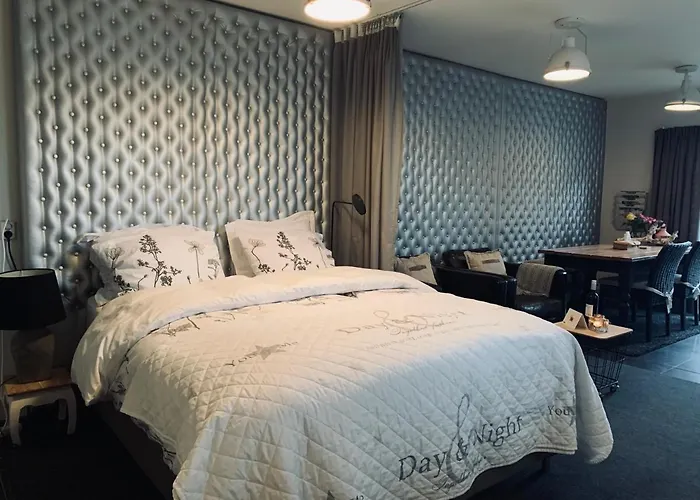 Bed & Breakfast \